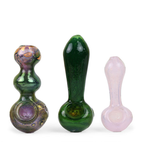 Song Ryder glass spoon pipe. Every beautiful glass spoon offers a unique experience with eye-catching motifs. 
