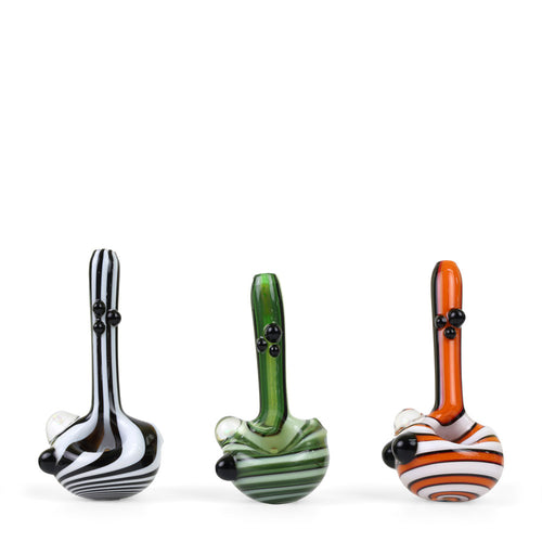 Song Ryder glass spoon pipe. Every beautiful glass spoon offers a unique experience with eye-catching motifs. 